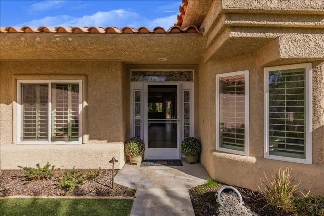 370 Links Drive, Palm Desert, CA 92211