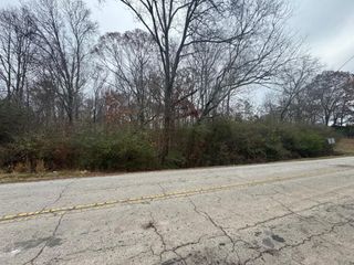 5639 Holiday Road, Buford, GA 30518