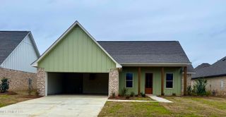 111 Southern Oak Way, Canton, MS 39046