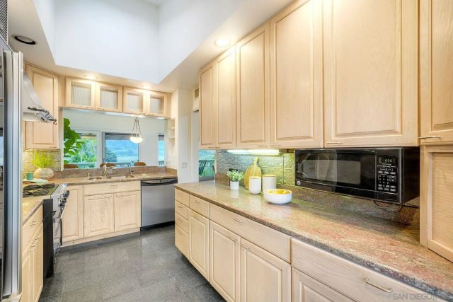 12818 Caminito De Las Olas, Del Mar, CA 92014