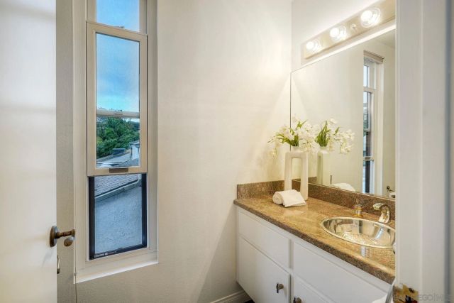 12818 Caminito De Las Olas, Del Mar, CA 92014