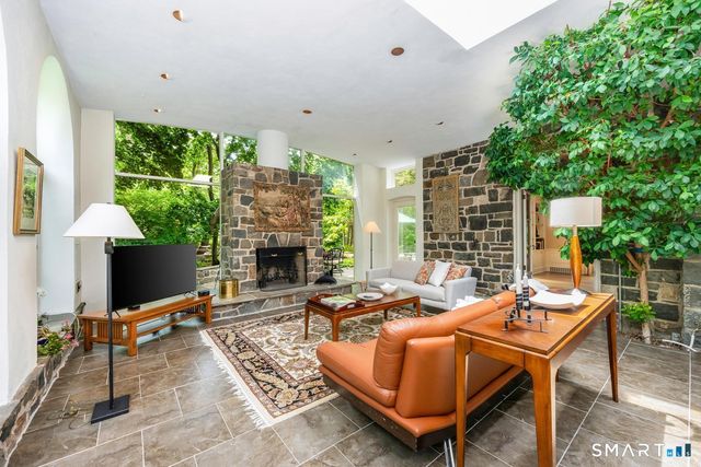 15 Wildcat Road, Darien, CT 06820