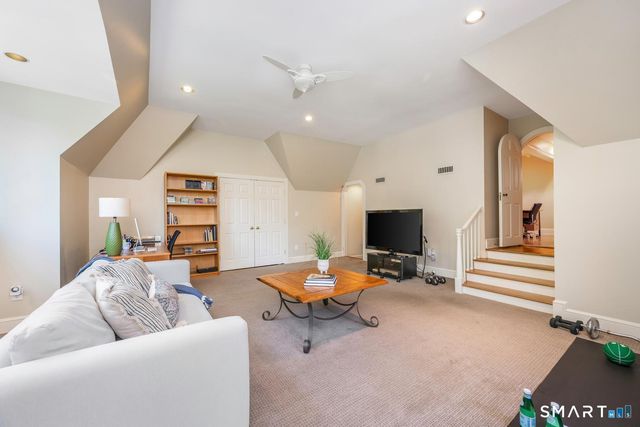 15 Wildcat Road, Darien, CT 06820