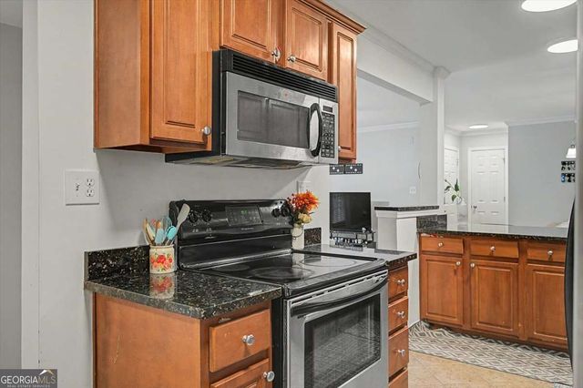 604 Brighton Point, Atlanta, GA 30328