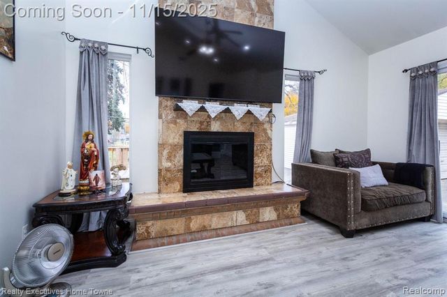 3511 Capitol Avenue, Warren, MI 48091