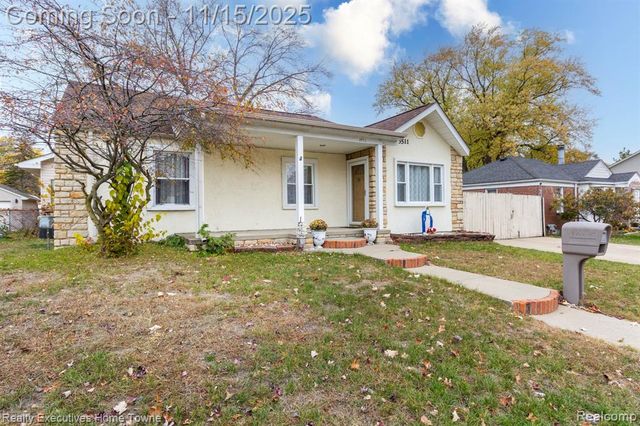 3511 Capitol Avenue, Warren, MI 48091