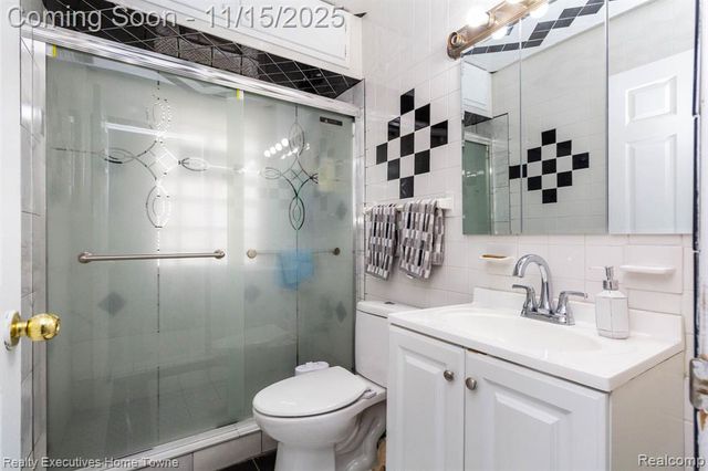 3511 Capitol Avenue, Warren, MI 48091