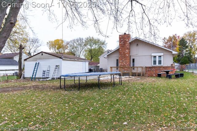 3511 Capitol Avenue, Warren, MI 48091