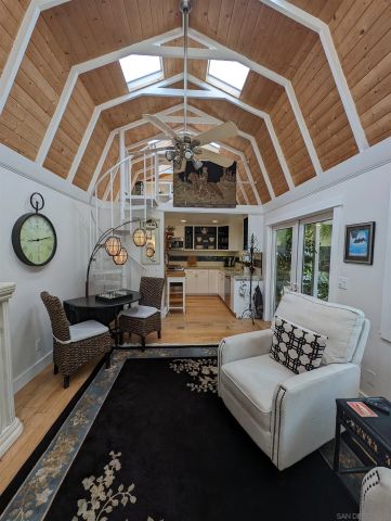 201 N Rios Ave, Solana Beach, CA 92075