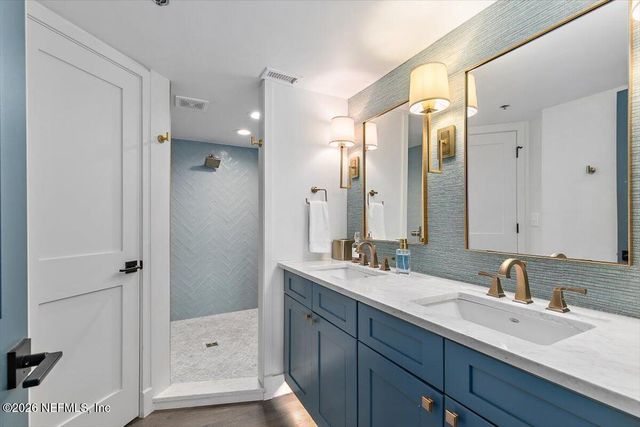 1951 OCEAN Drive S 1A, Jacksonville Beach, FL 32250