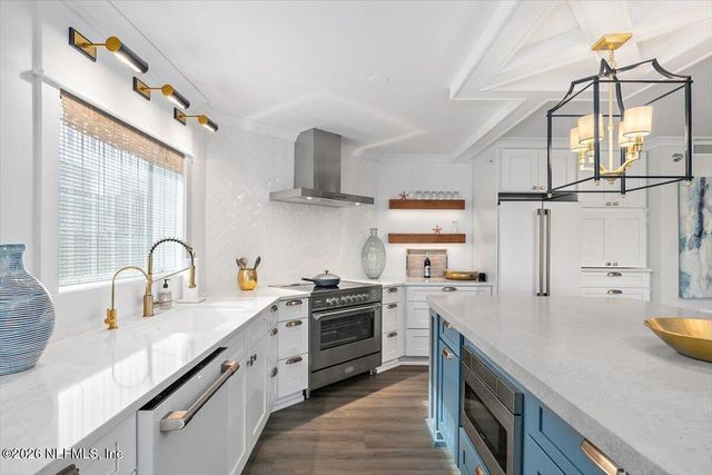 1951 OCEAN Drive S 1A, Jacksonville Beach, FL 32250