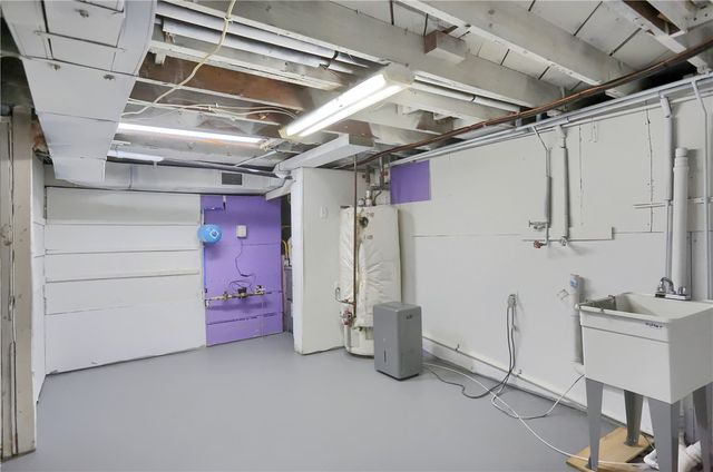 155 Dutch town Rd, Twp Of But Sw, PA 16002