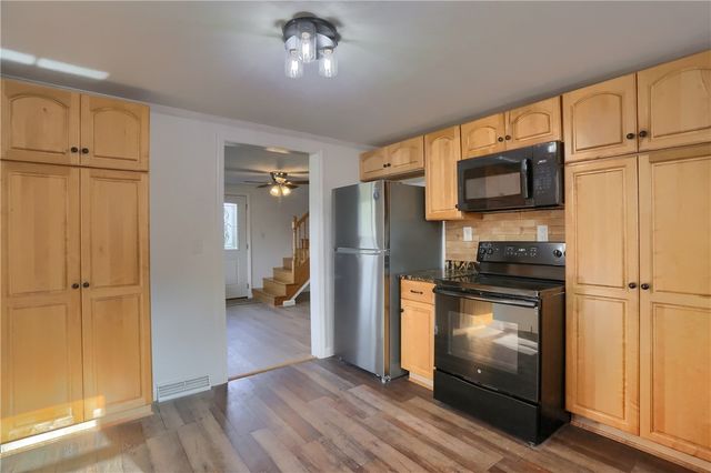 155 Dutch town Rd, Twp Of But Sw, PA 16002