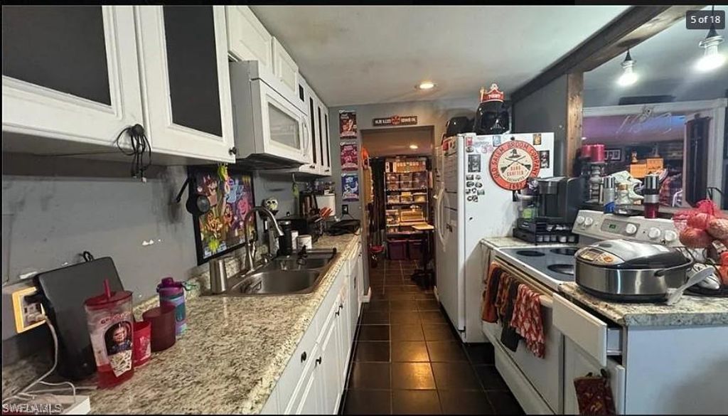 2184 Coronet ST, FORT MYERS, FL 33907 — photo 5