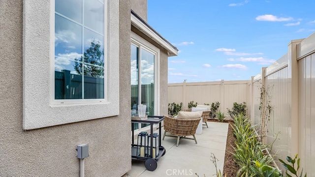 1132 Thunderchief Lane, Rialto, CA 92376