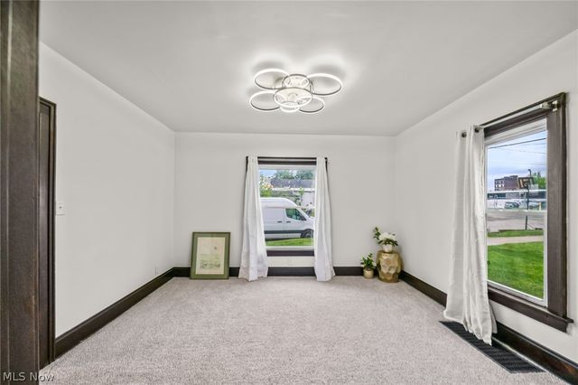 244 N Park Avenue, Alliance, OH 44601