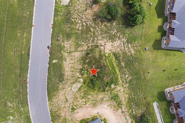 1910 SOUTHLAND LANE, New London, WI 54961