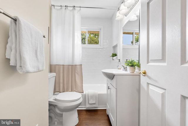 10 CEDAR HILL RD, Baltimore, MD 21225