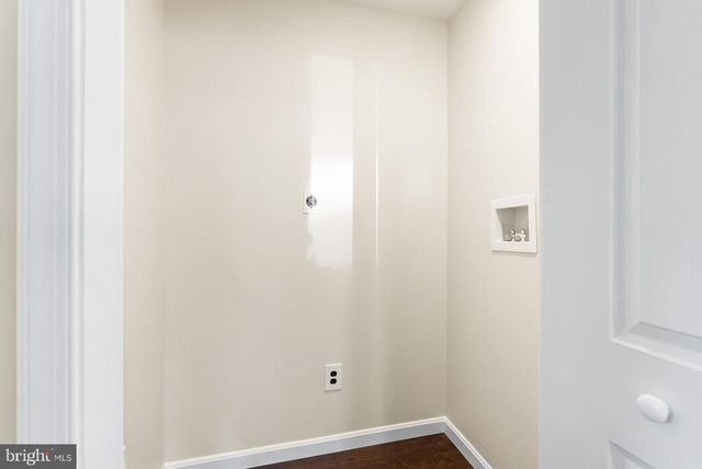 10 CEDAR HILL RD, Baltimore, MD 21225