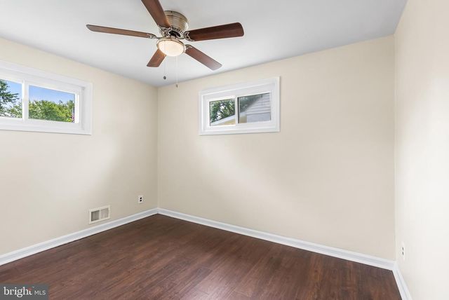 10 CEDAR HILL RD, Baltimore, MD 21225