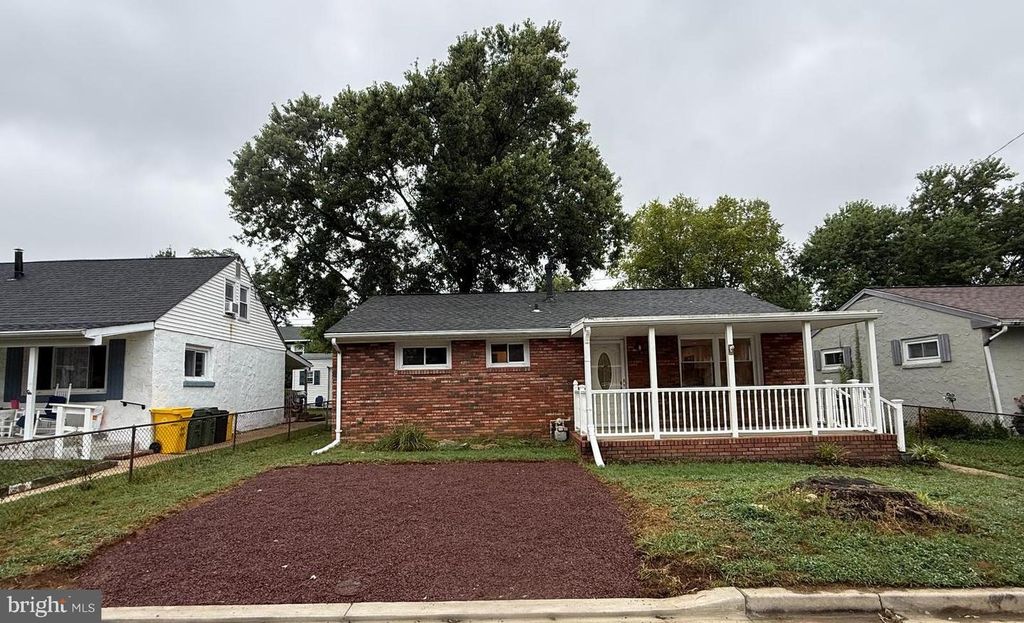 10 CEDAR HILL RD, Baltimore, MD 21225