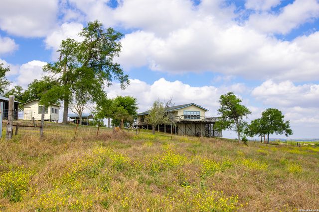 12017 FM 20, Kingsbury, TX 78638
