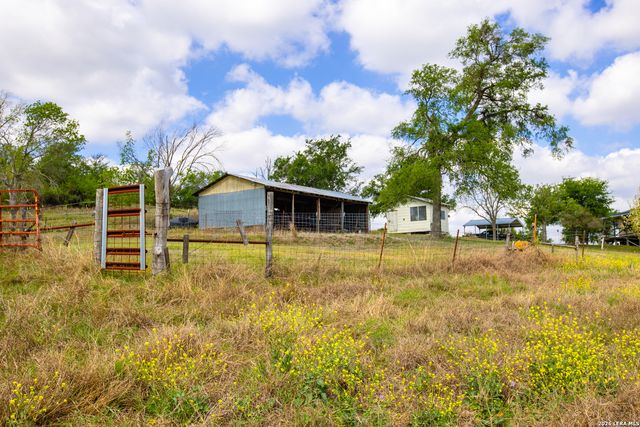 12017 FM 20, Kingsbury, TX 78638