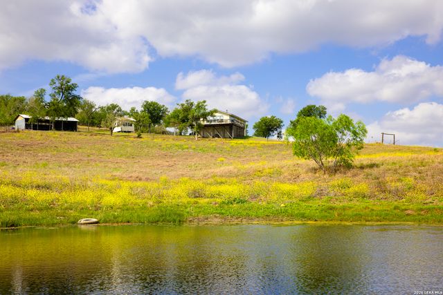 12017 FM 20, Kingsbury, TX 78638