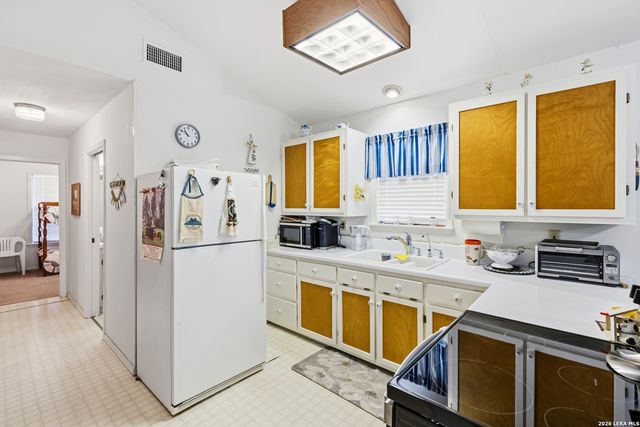 12017 FM 20, Kingsbury, TX 78638