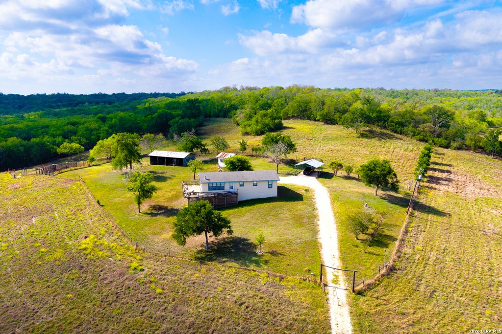 12017 FM 20, Kingsbury, TX 78638