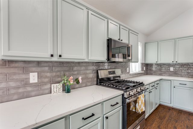 6809 Day Drive, Fort Worth, TX 76132