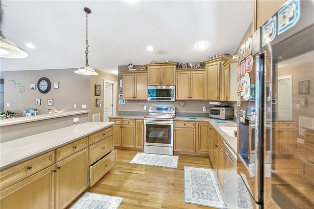 302 Ridgeside Court, West Union, SC 29696