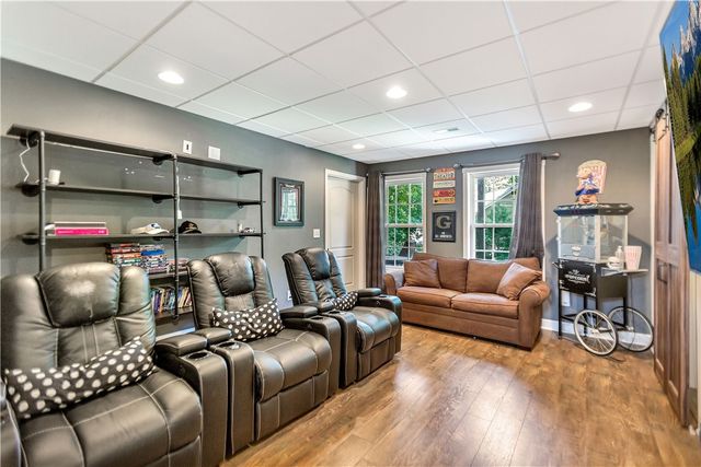 302 Ridgeside Court, West Union, SC 29696