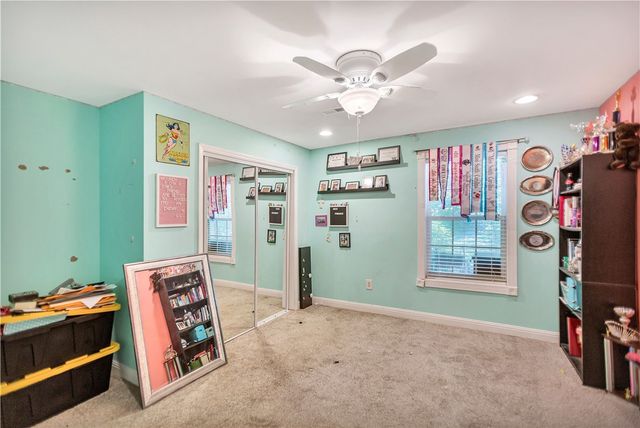 302 Ridgeside Court, West Union, SC 29696