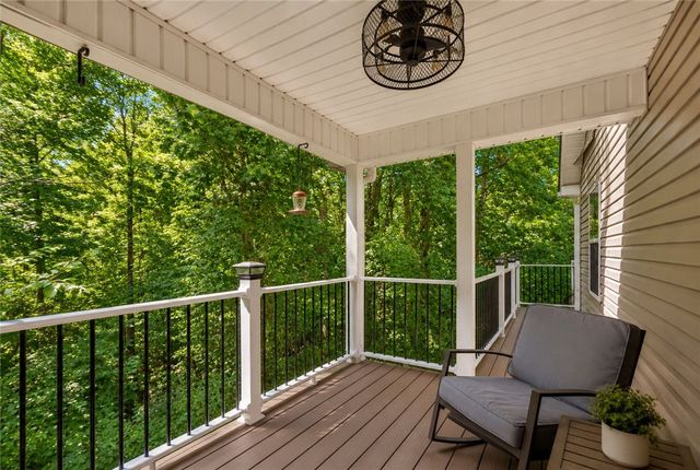 302 Ridgeside Court, West Union, SC 29696