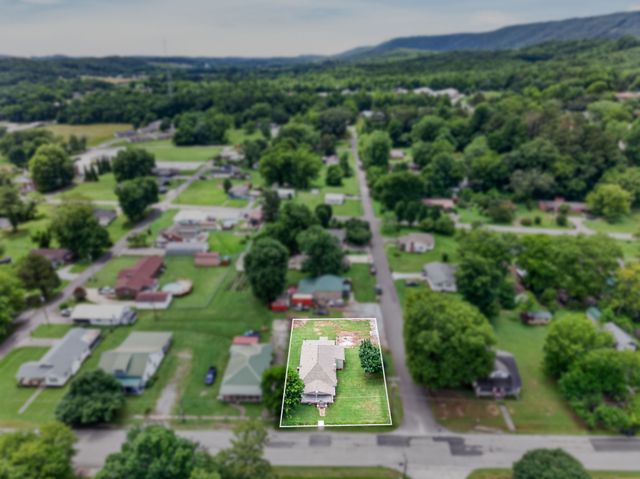 491 Piccadilly Ave, Spring City, TN 37381
