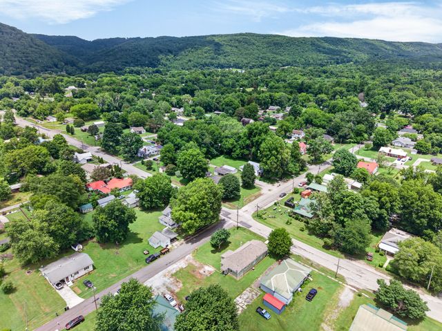 491 Piccadilly Ave, Spring City, TN 37381