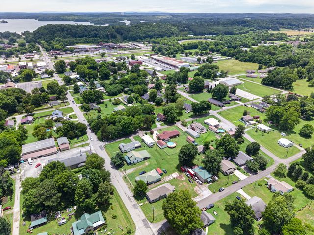 491 Piccadilly Ave, Spring City, TN 37381