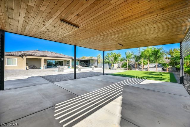 9712 South Tenaya Way, Las Vegas, NV 89178