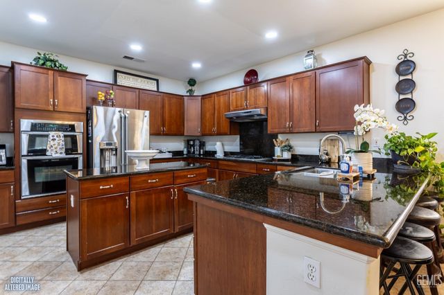 11410 Tagus Drive, Bakersfield, CA 93311