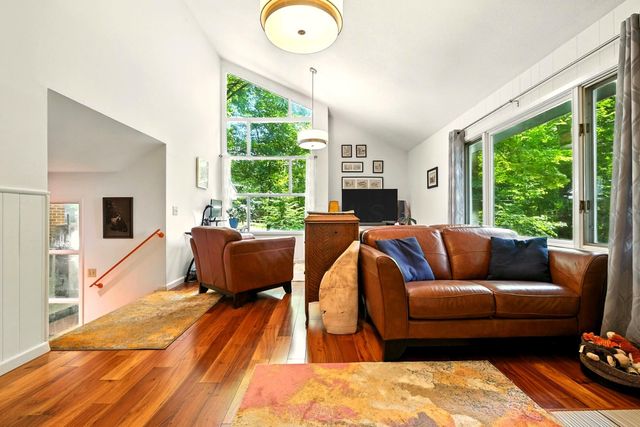302 E Woodside Drive, Gambier, OH 43022