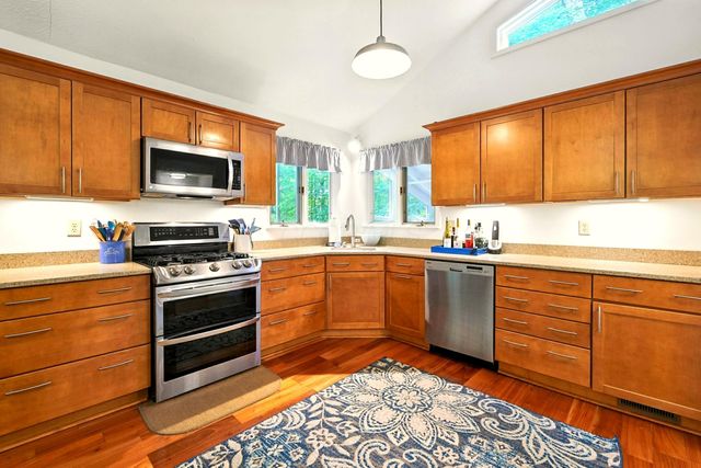 302 E Woodside Drive, Gambier, OH 43022