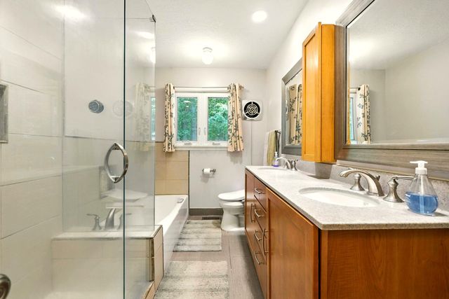 302 E Woodside Drive, Gambier, OH 43022