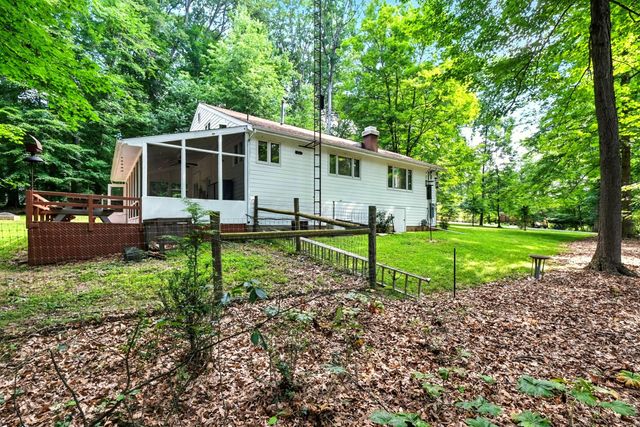 302 E Woodside Drive, Gambier, OH 43022