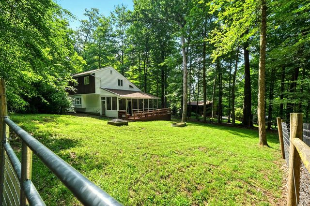 302 E Woodside Drive, Gambier, OH 43022