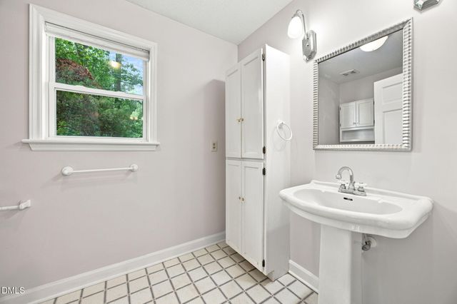 2725 Panther Drive, Raleigh, NC 27603