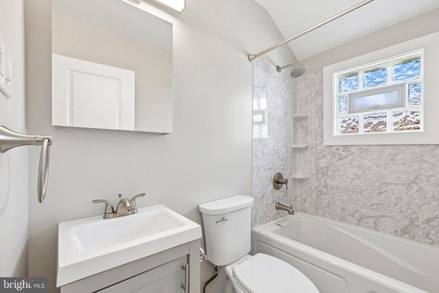 335 TORNER RD, Baltimore, MD 21221