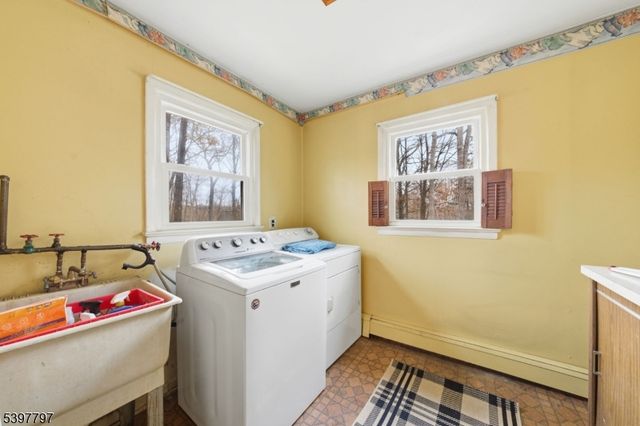 5 Glen Gate Rd, Boonton Twp., NJ 07005