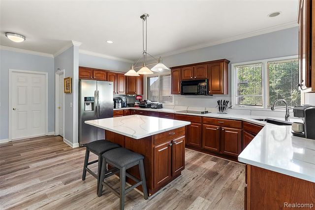 13697 Burning Tree Lane, Plymouth, MI 48170