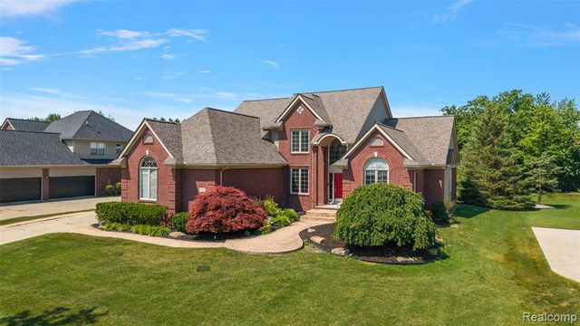 13697 Burning Tree Lane, Plymouth, MI 48170